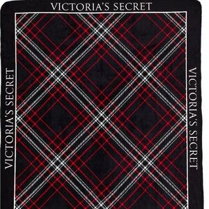 Victoria's Secret Black and White Fleece Blanket